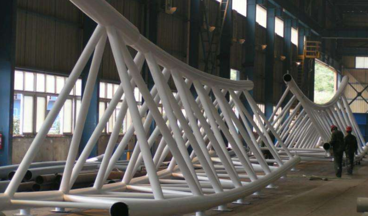 沁阳管廊钢结构与桁架结构的管道支架应该如何区分